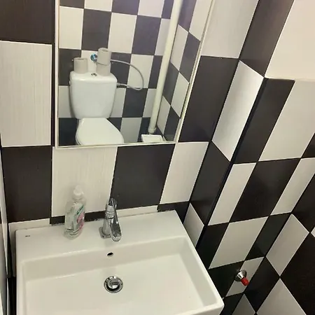 Vandrerhjem Gng 2 *