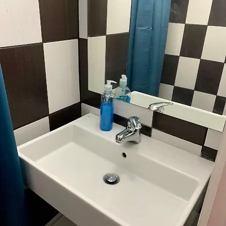 Gng 2 Hostel
